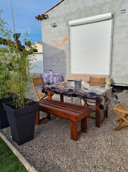 Appartement 53 M² - Pignans Au Coeur Du Var Exterior photo